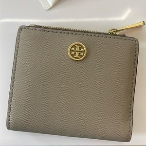 Tory Burch small wallet *used*